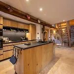 Chalet - Les Fermes De Celine - Barcelonnette Enchastrayes