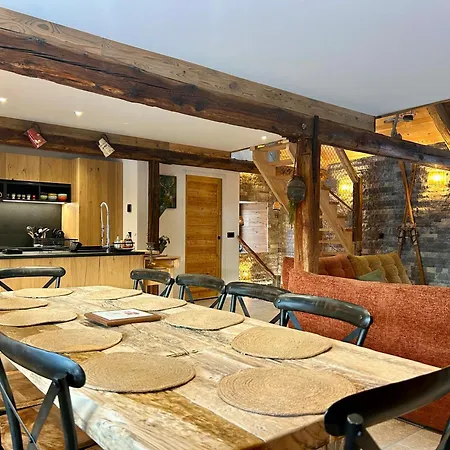 Chalet - Les Fermes De Celine - Barcelonnette Enchastrayes