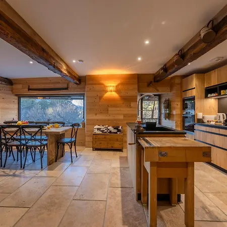 Les Fermes De Céline à Barcelonnette Chalet