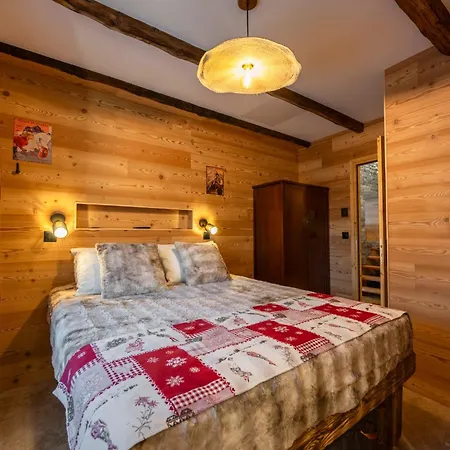 - Les Fermes De Celine - Barcelonnette シャレー Enchastrayes