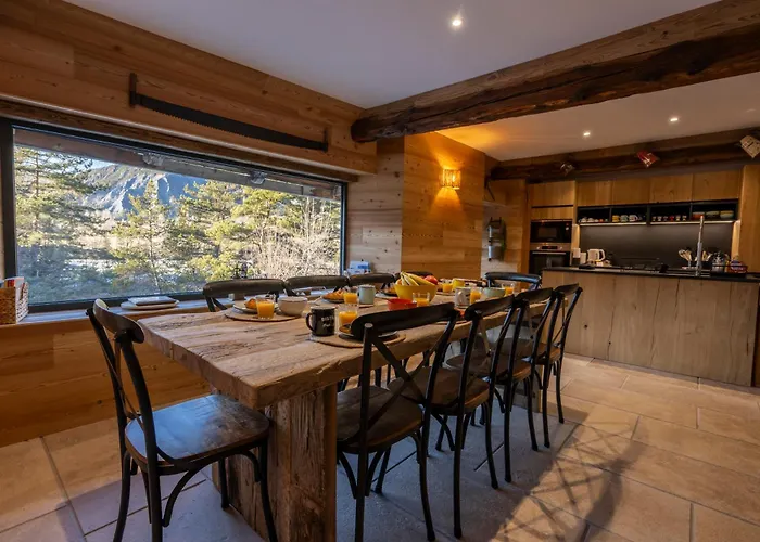 Les Fermes De Céline à Barcelonnette * Enchastrayes