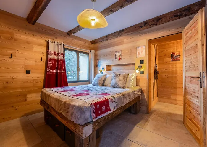 Chalet Les Fermes De Céline à Barcelonnette Enchastrayes